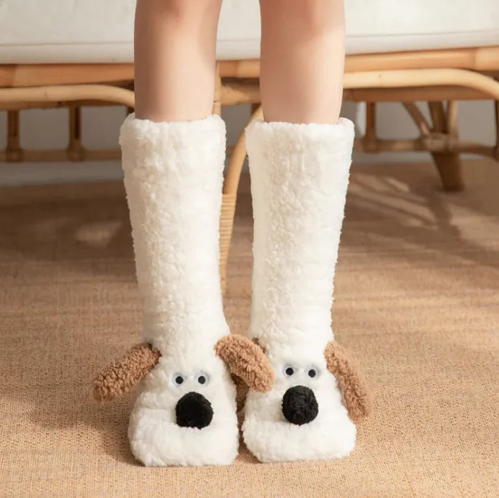 Plüsch Hundesocken Damen – Warm & Niedlich